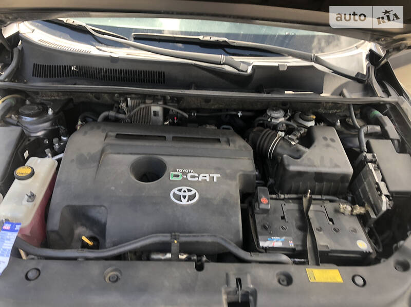 Позашляховик / Кросовер Toyota RAV4 2010 в Хусті