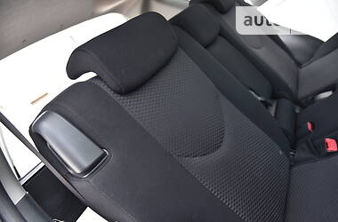 Внедорожник / Кроссовер Toyota RAV4 2011 в 