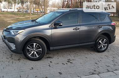 Внедорожник / Кроссовер Toyota RAV4 2018 в Херсоне