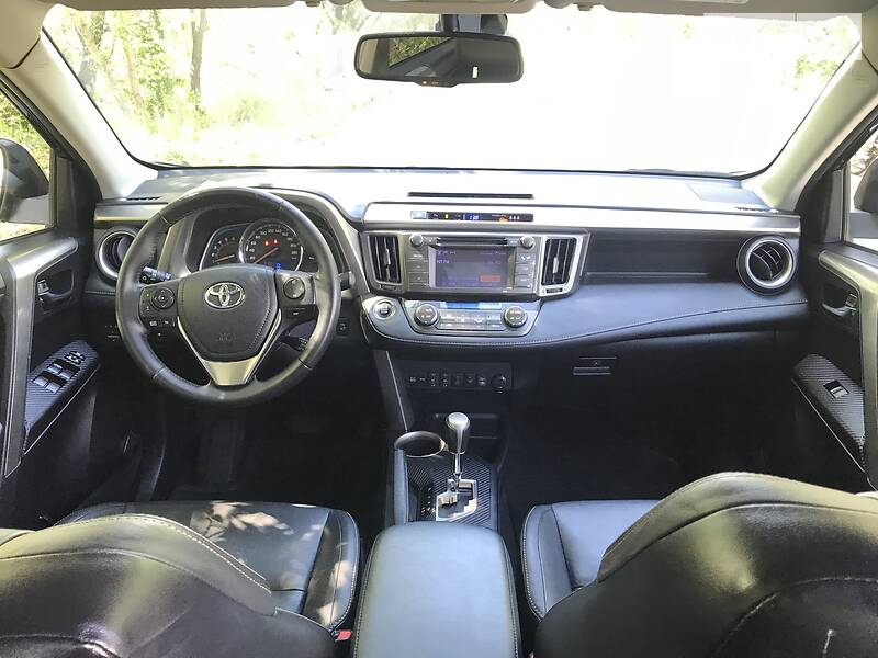 Позашляховик / Кросовер Toyota RAV4 2013 в Києві