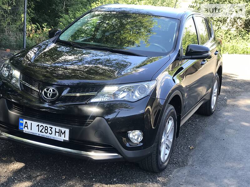 Позашляховик / Кросовер Toyota RAV4 2013 в Києві