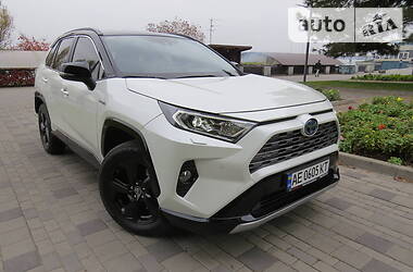 Внедорожник / Кроссовер Toyota RAV4 2019 в Днепре