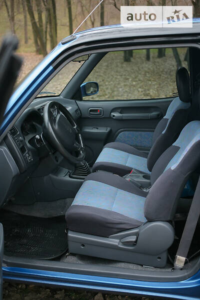 Внедорожник / Кроссовер Toyota RAV4 1996 в Днепре