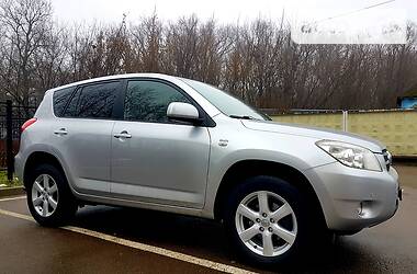 Внедорожник / Кроссовер Toyota RAV4 2009 в Чернигове