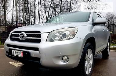 Внедорожник / Кроссовер Toyota RAV4 2009 в Чернигове