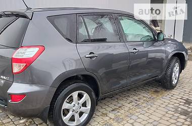 Внедорожник / Кроссовер Toyota RAV4 2010 в Тернополе