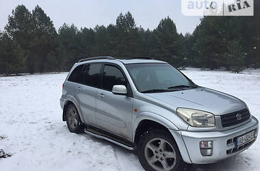 Внедорожник / Кроссовер Toyota RAV4 2001 в Киеве