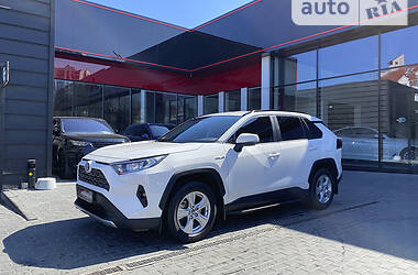 Внедорожник / Кроссовер Toyota RAV4 2019 в Одессе