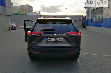 Внедорожник / Кроссовер Toyota RAV4 2018 в Одессе