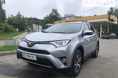 Внедорожник / Кроссовер Toyota RAV4 2016 в Харькове