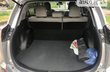 Внедорожник / Кроссовер Toyota RAV4 2016 в Харькове
