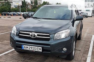 Позашляховик / Кросовер Toyota RAV4 2007 в Житомирі