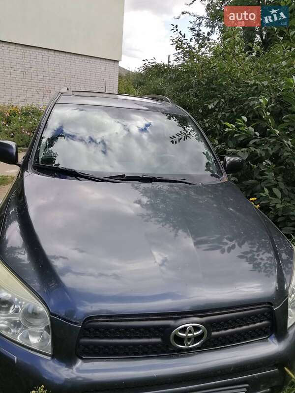 Внедорожник / Кроссовер Toyota RAV4 2007 в 