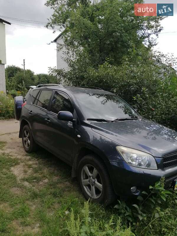 Внедорожник / Кроссовер Toyota RAV4 2007 в Чернигове