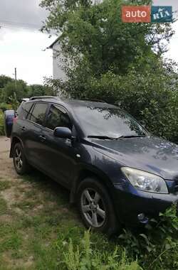 Внедорожник / Кроссовер Toyota RAV4 2007 в 