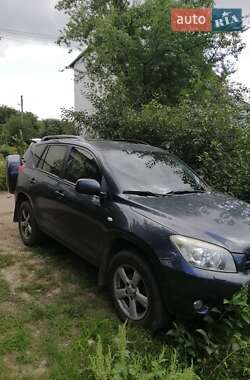 Внедорожник / Кроссовер Toyota RAV4 2007 в Чернигове