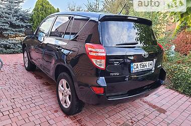 Внедорожник / Кроссовер Toyota RAV4 2009 в Умани