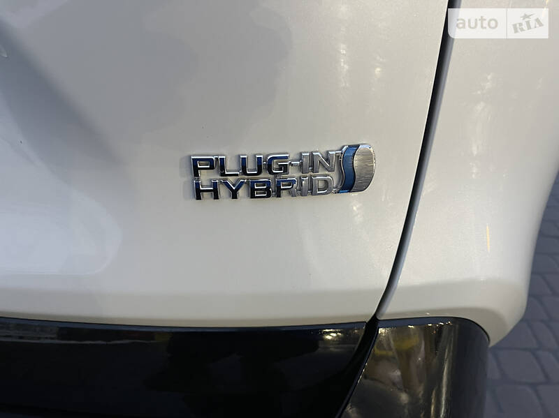 Позашляховик / Кросовер Toyota RAV4 2021 в Києві