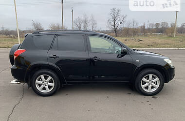 Внедорожник / Кроссовер Toyota RAV4 2007 в Мариуполе