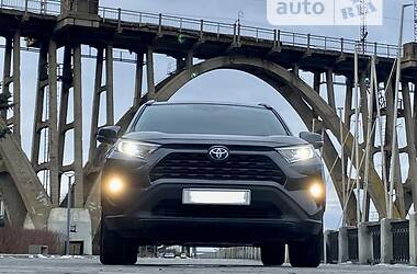 Внедорожник / Кроссовер Toyota RAV4 2019 в Днепре