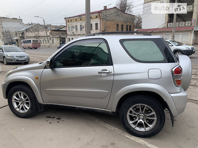 Купе Toyota RAV4 2002 в 