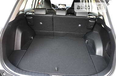 Внедорожник / Кроссовер Toyota RAV4 2022 в 
