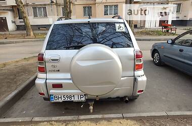 Внедорожник / Кроссовер Toyota RAV4 2001 в Одессе