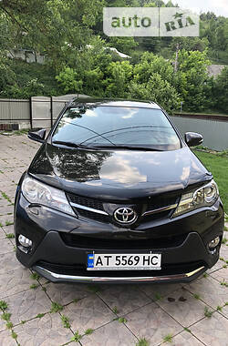 Внедорожник / Кроссовер Toyota RAV4 2014 в Ивано-Франковске