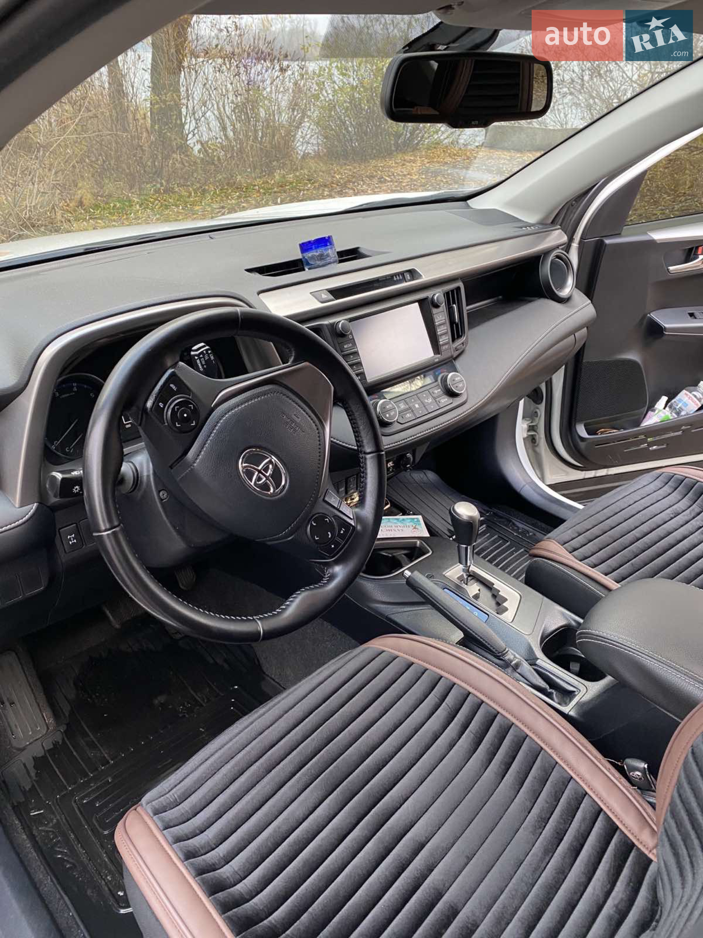 2015 Toyota RAV 4 - мініатюра 11