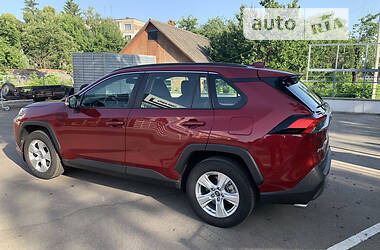 Универсал Toyota RAV4 2019 в Чернигове