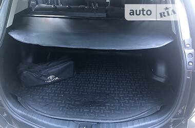Позашляховик / Кросовер Toyota RAV4 2017 в Рівному