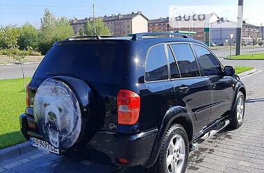 Внедорожник / Кроссовер Toyota RAV4 2002 в Ужгороде