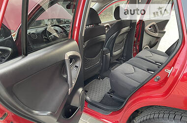 Внедорожник / Кроссовер Toyota RAV4 2008 в 