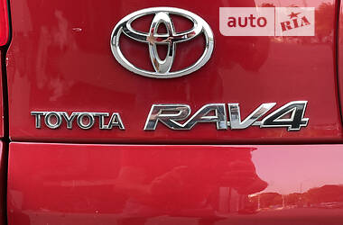 Внедорожник / Кроссовер Toyota RAV4 2008 в 