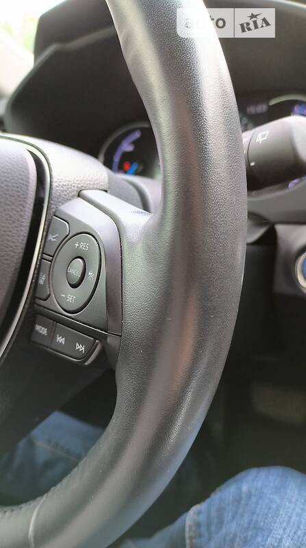 Внедорожник / Кроссовер Toyota RAV4 2020 в Киеве фото 11 Внедорожник / Кроссовер Toyota RAV4 2020 в Киеве