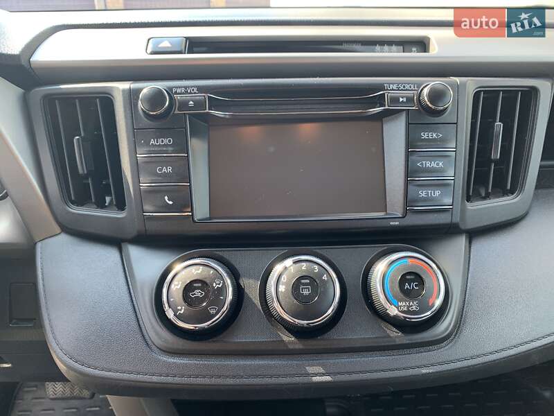 Позашляховик / Кросовер Toyota RAV4 2016 в Коломиї