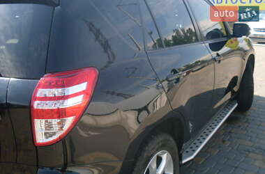 Внедорожник / Кроссовер Toyota RAV4 2010 в 
