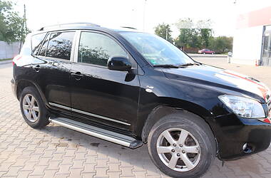 Внедорожник / Кроссовер Toyota RAV4 2008 в Нововолынске