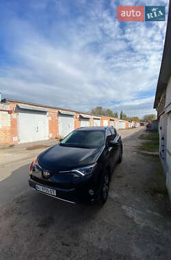 Позашляховик / Кросовер Toyota RAV4 2018 в Києві