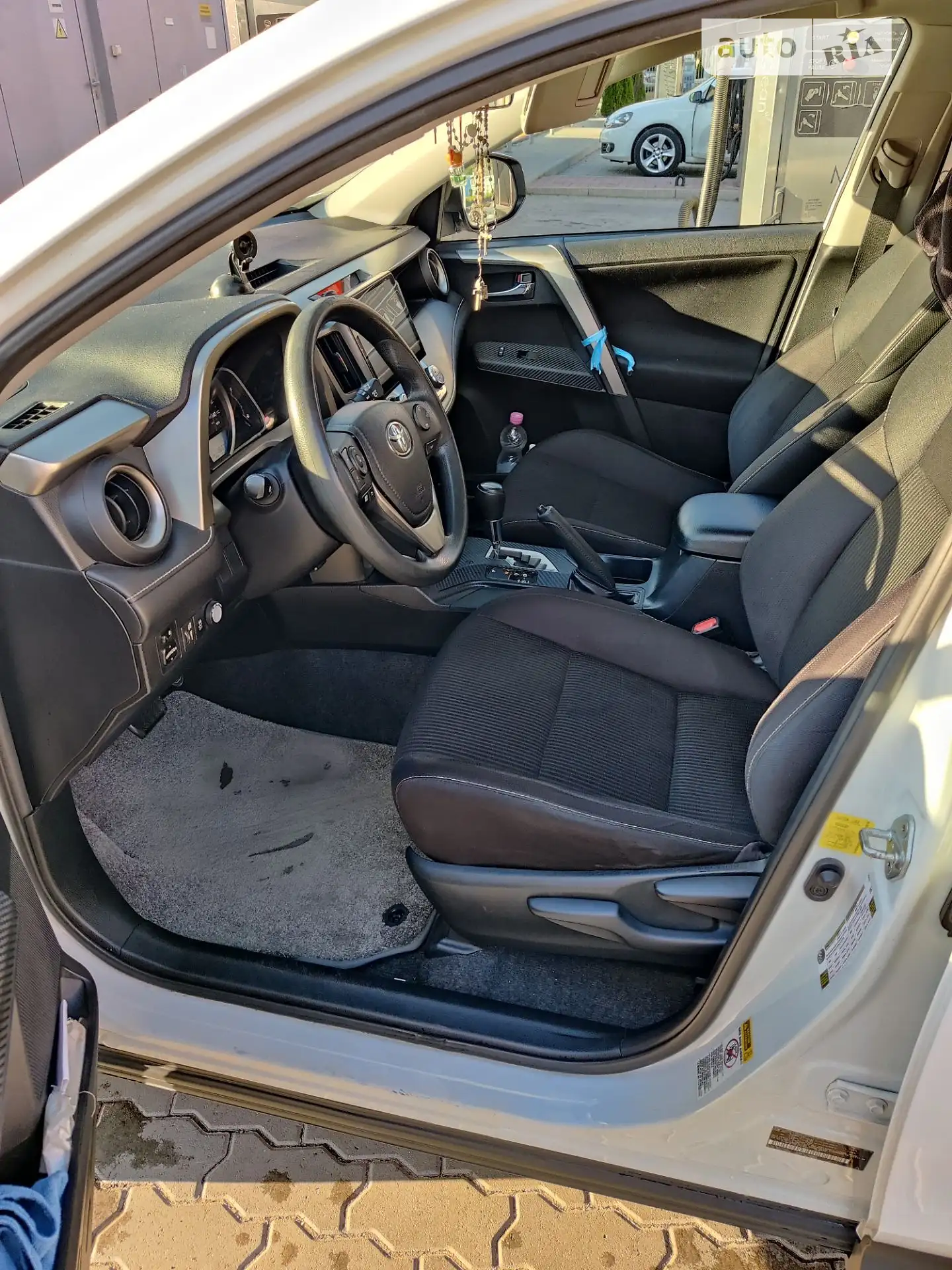 2015 Toyota RAV 4 - мініатюра 5
