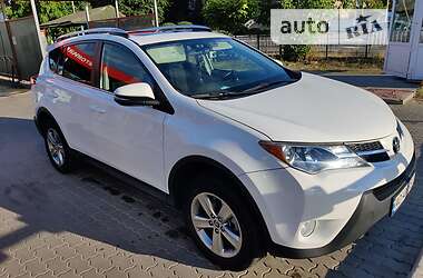 Позашляховик / Кросовер Toyota RAV4 2015 в Мукачевому