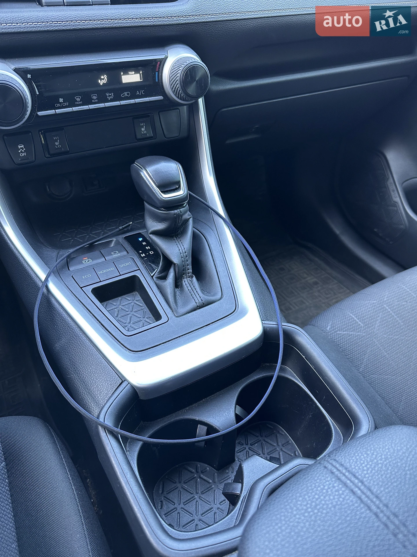 2019 Toyota RAV 4 - мініатюра 3