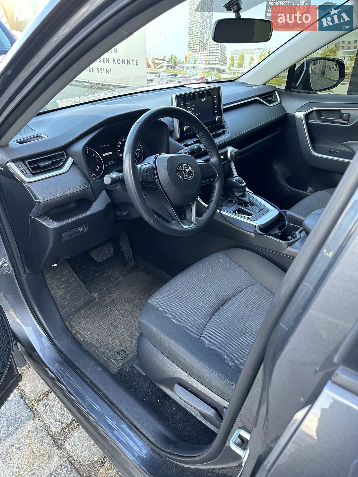 2019 Toyota RAV 4 - мініатюра 5
