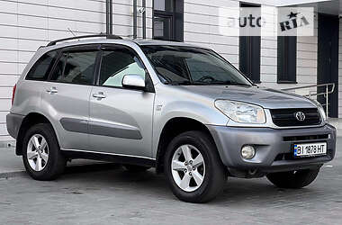 Внедорожник / Кроссовер Toyota RAV4 2003 в Кременчуге