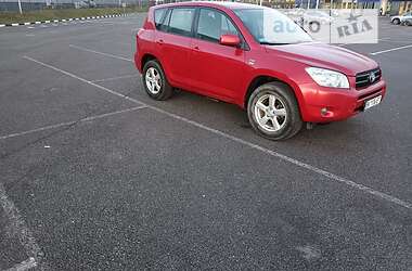 Внедорожник / Кроссовер Toyota RAV4 2006 в Ровно