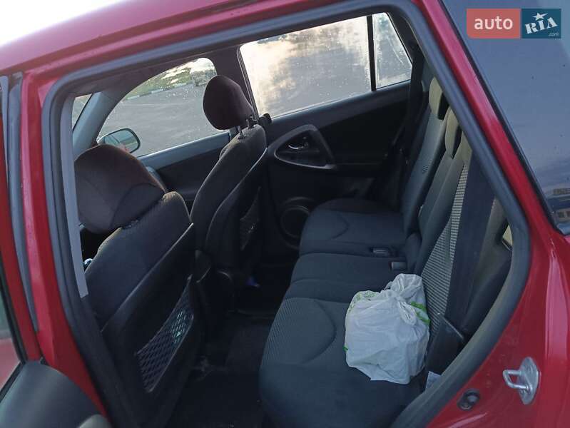 Позашляховик / Кросовер Toyota RAV4 2006 в Рівному фото 34 Позашляховик / Кросовер Toyota RAV4 2006 в Рівному