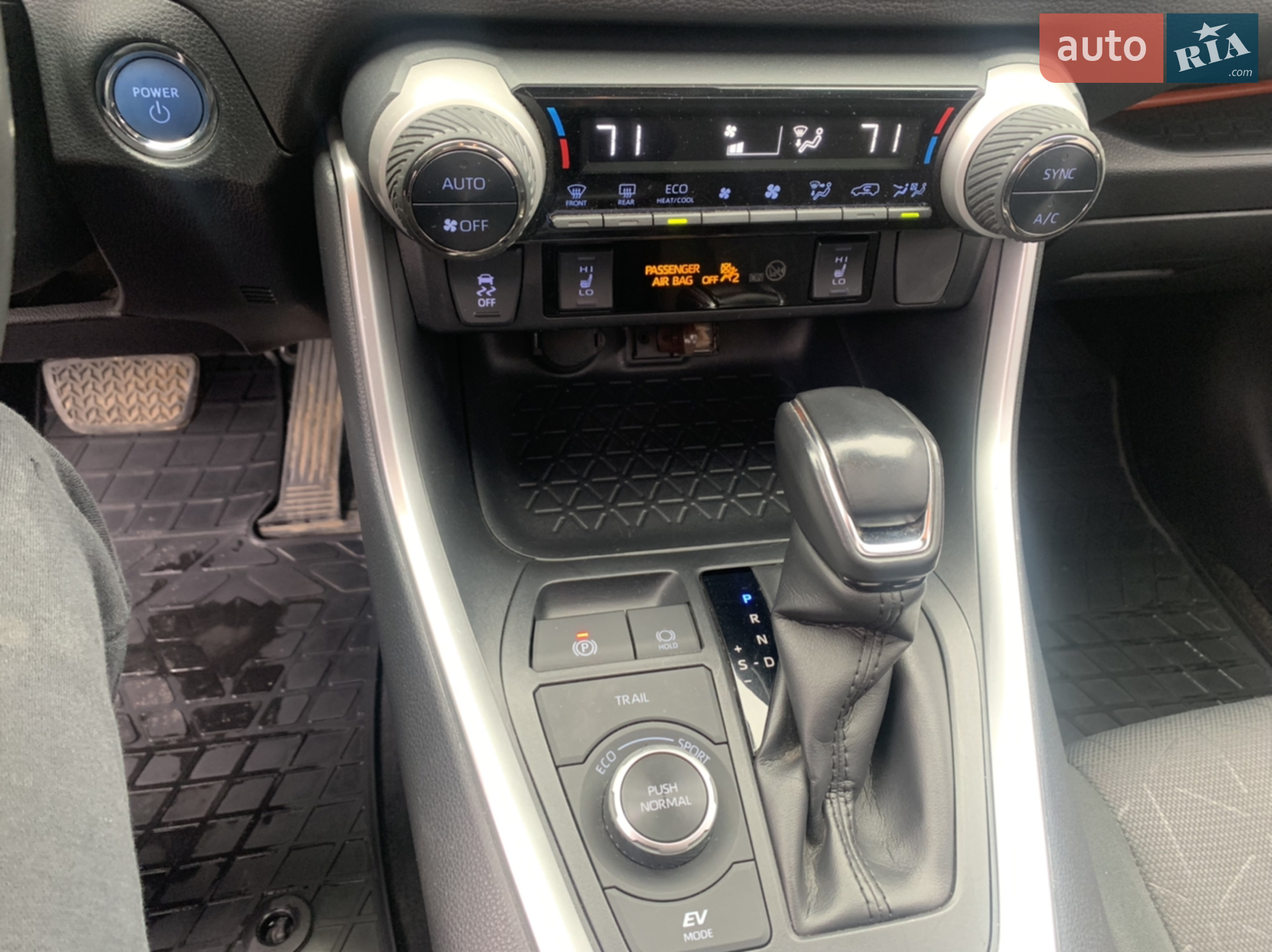 2019 Toyota RAV 4 - мініатюра 24