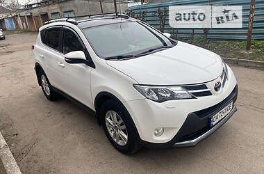 Внедорожник / Кроссовер Toyota RAV4 2014 в Черкассах
