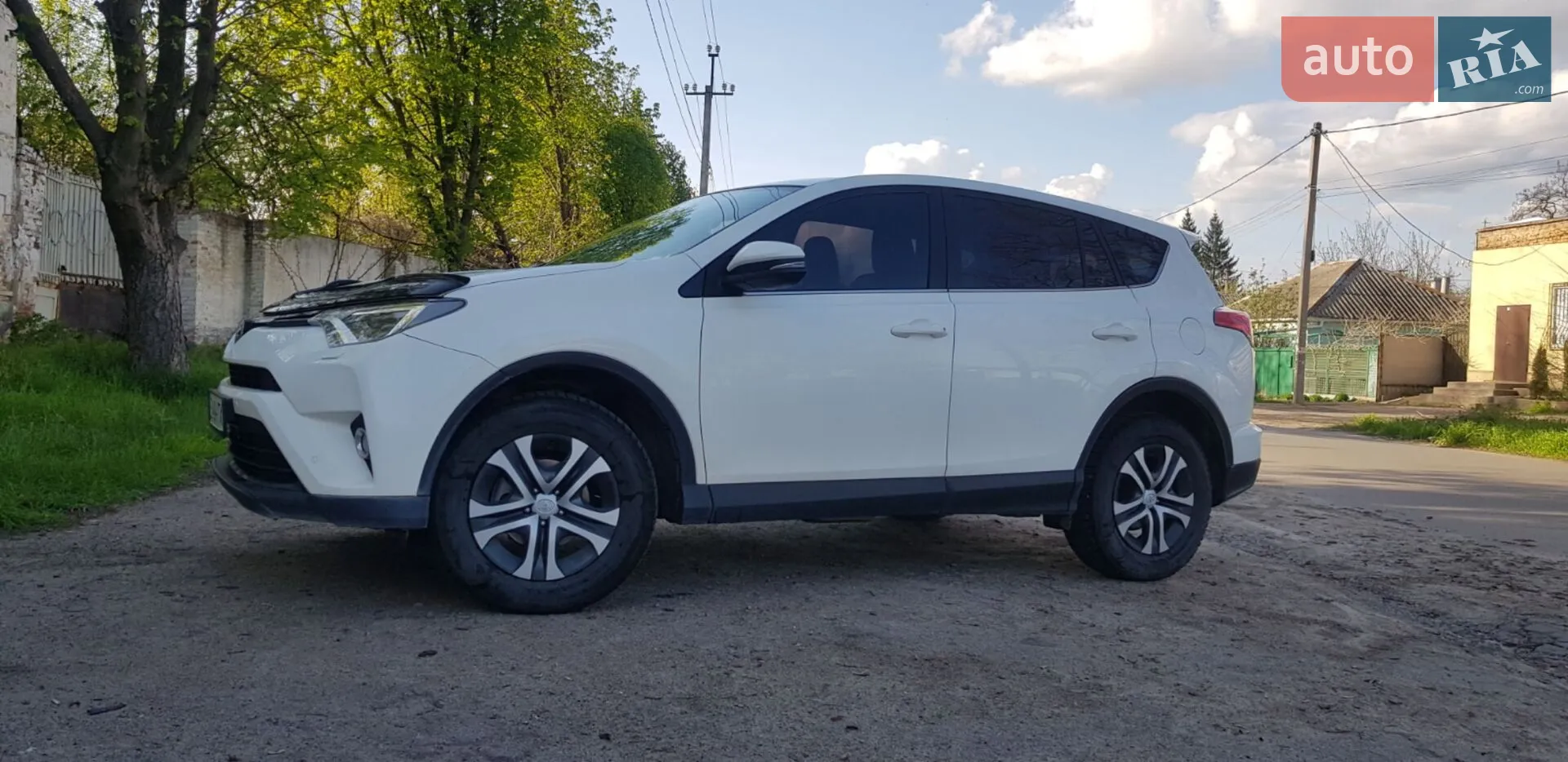 2017 Toyota RAV 4 - мініатюра 2