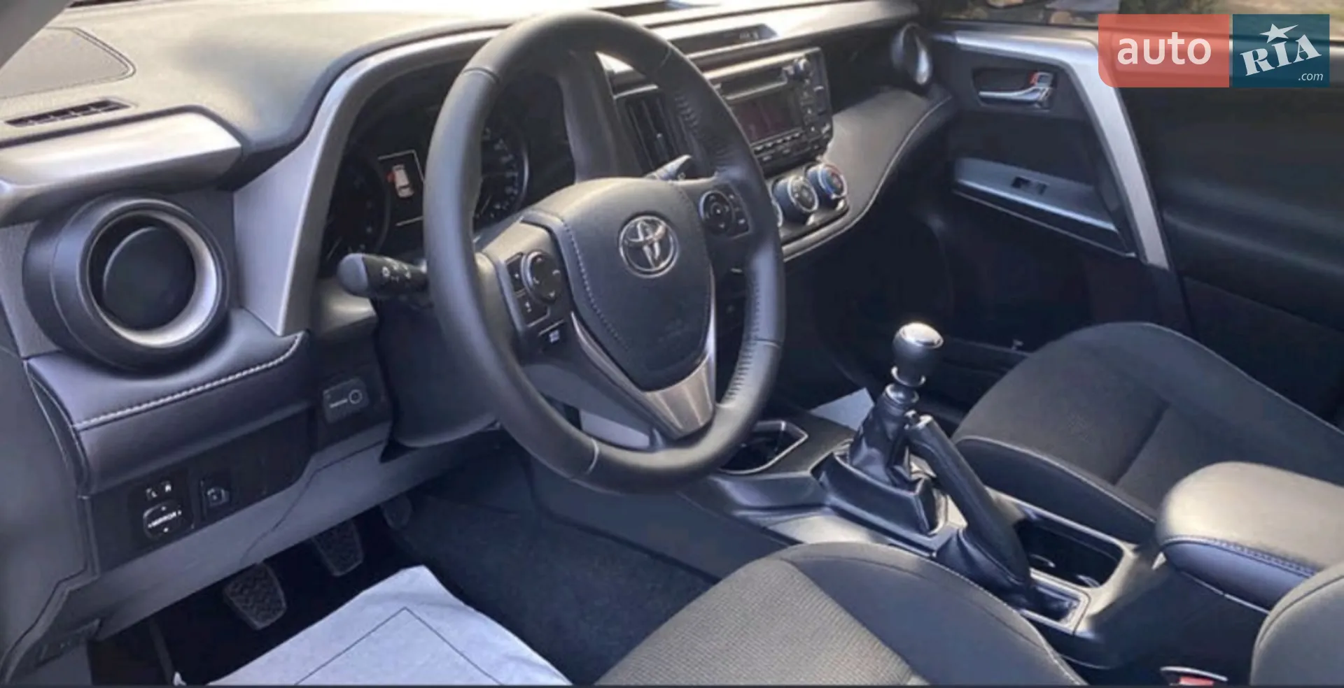 2017 Toyota RAV 4 - мініатюра 11
